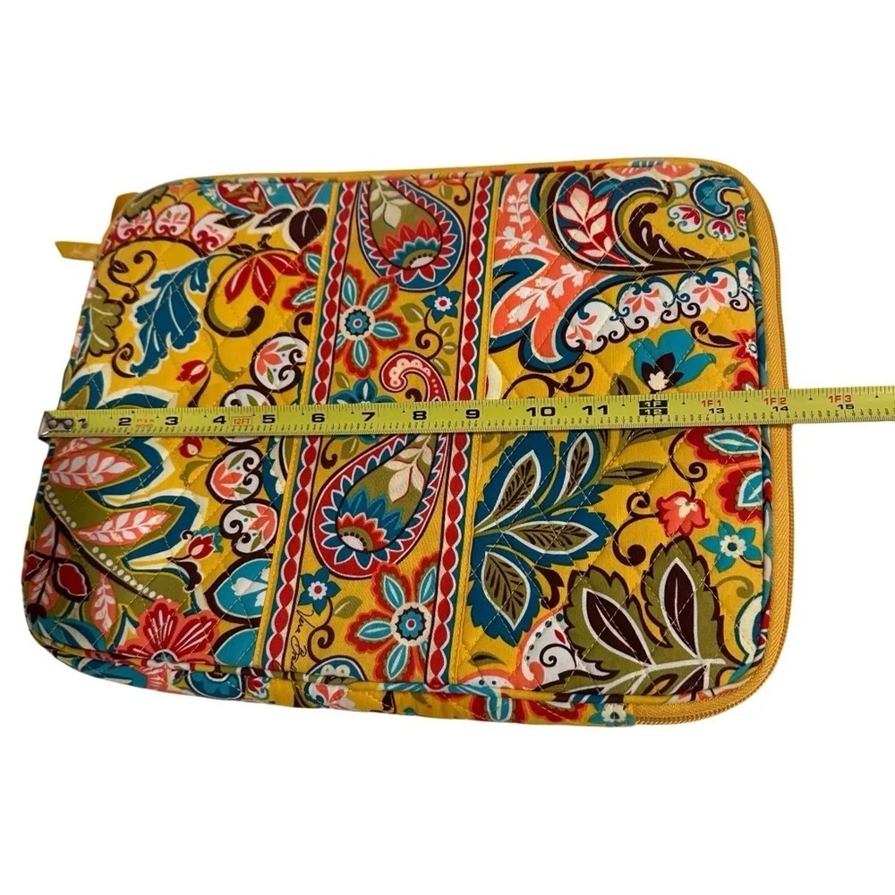Vera Bradley Quilted Fabric Padded Sleeve Zip-Around Pocket 14” Laptop Provençal